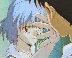 Rei legt Shinji eine auf