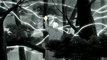 Ginko untersucht das Falsche Haar