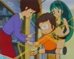 Lum und Ataru als Kind